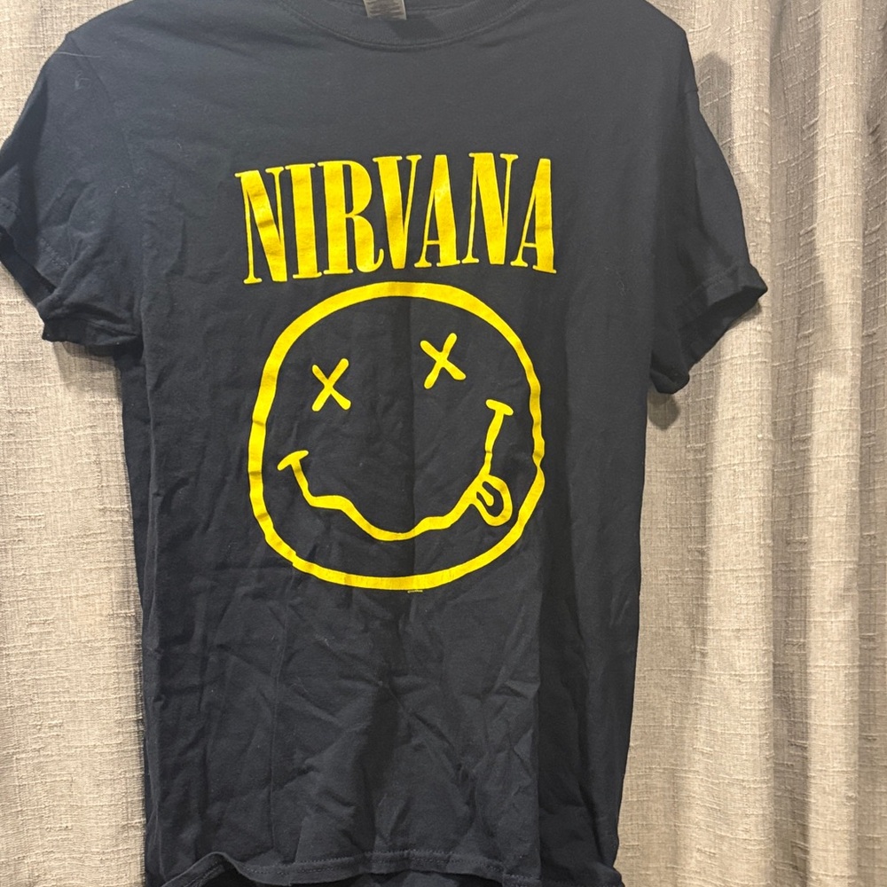 NIRVANA Black Tee with Yellow Graphic S